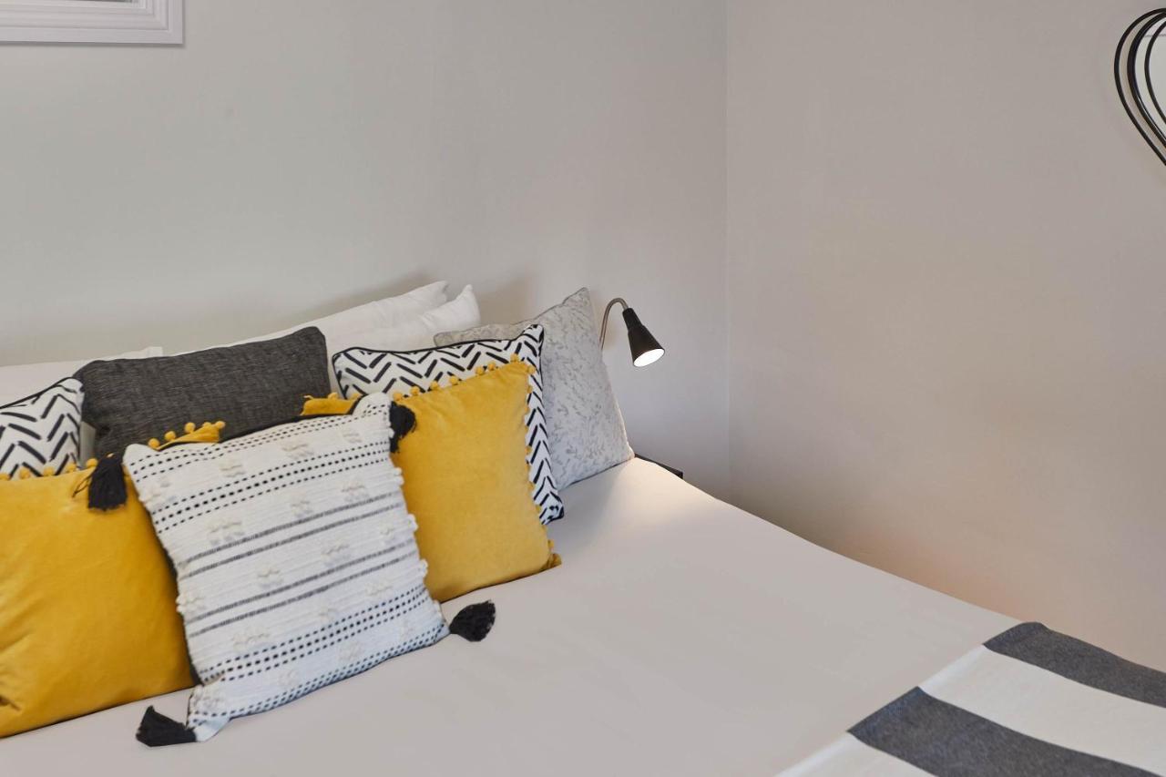 Host & Stay - Princess Place Townhouse ウィットビー エクステリア 写真