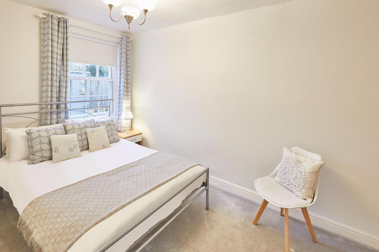 Host & Stay - Princess Place Townhouse ウィットビー エクステリア 写真